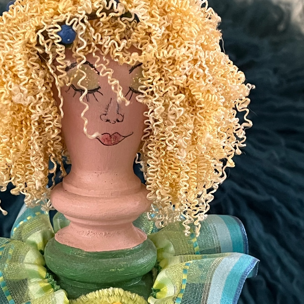 “Greta Curly Hair”
Handcrafted Doll with Curly hair.